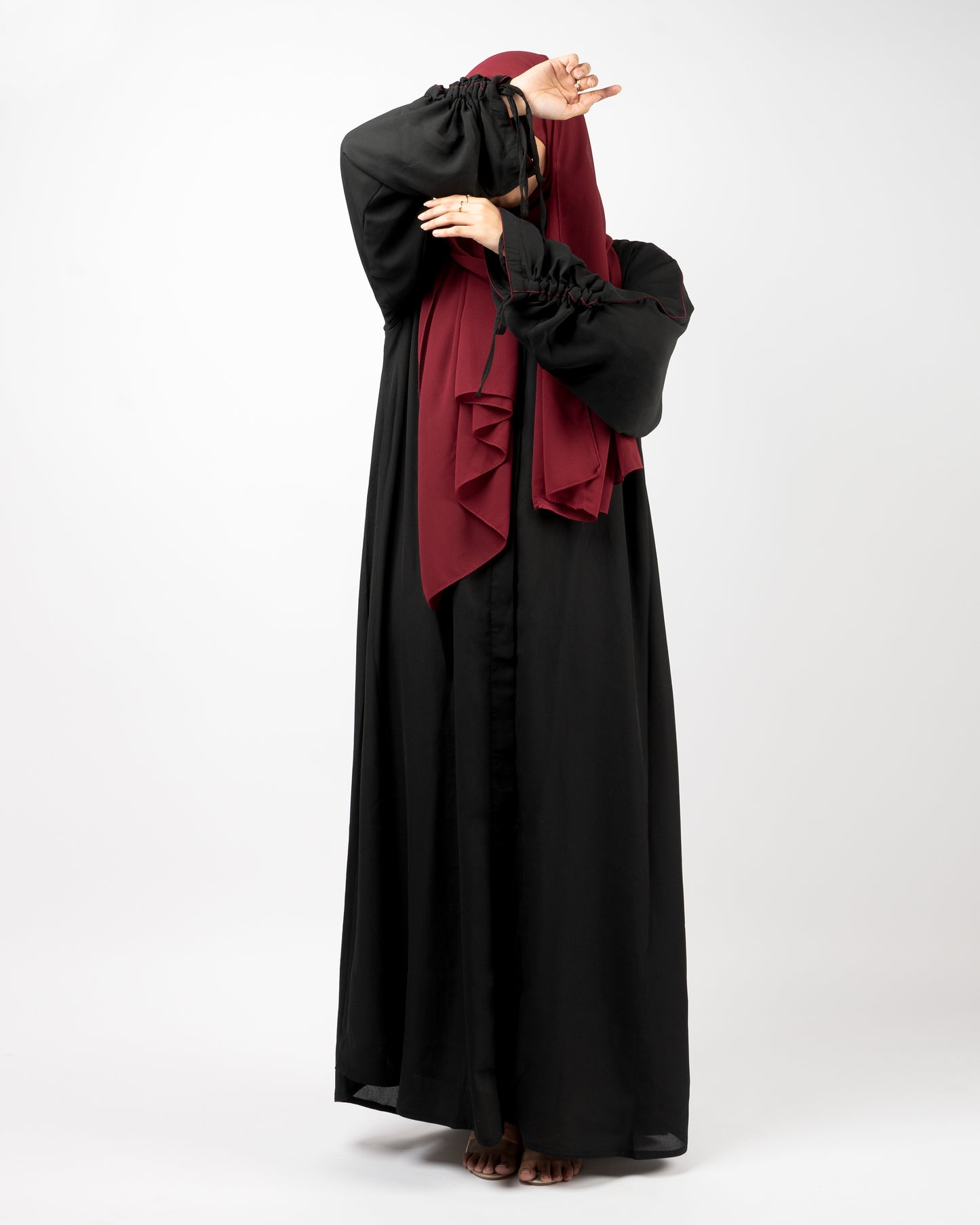 Avina Abaya - Black
