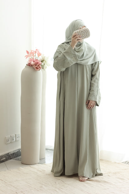 Niara Abaya