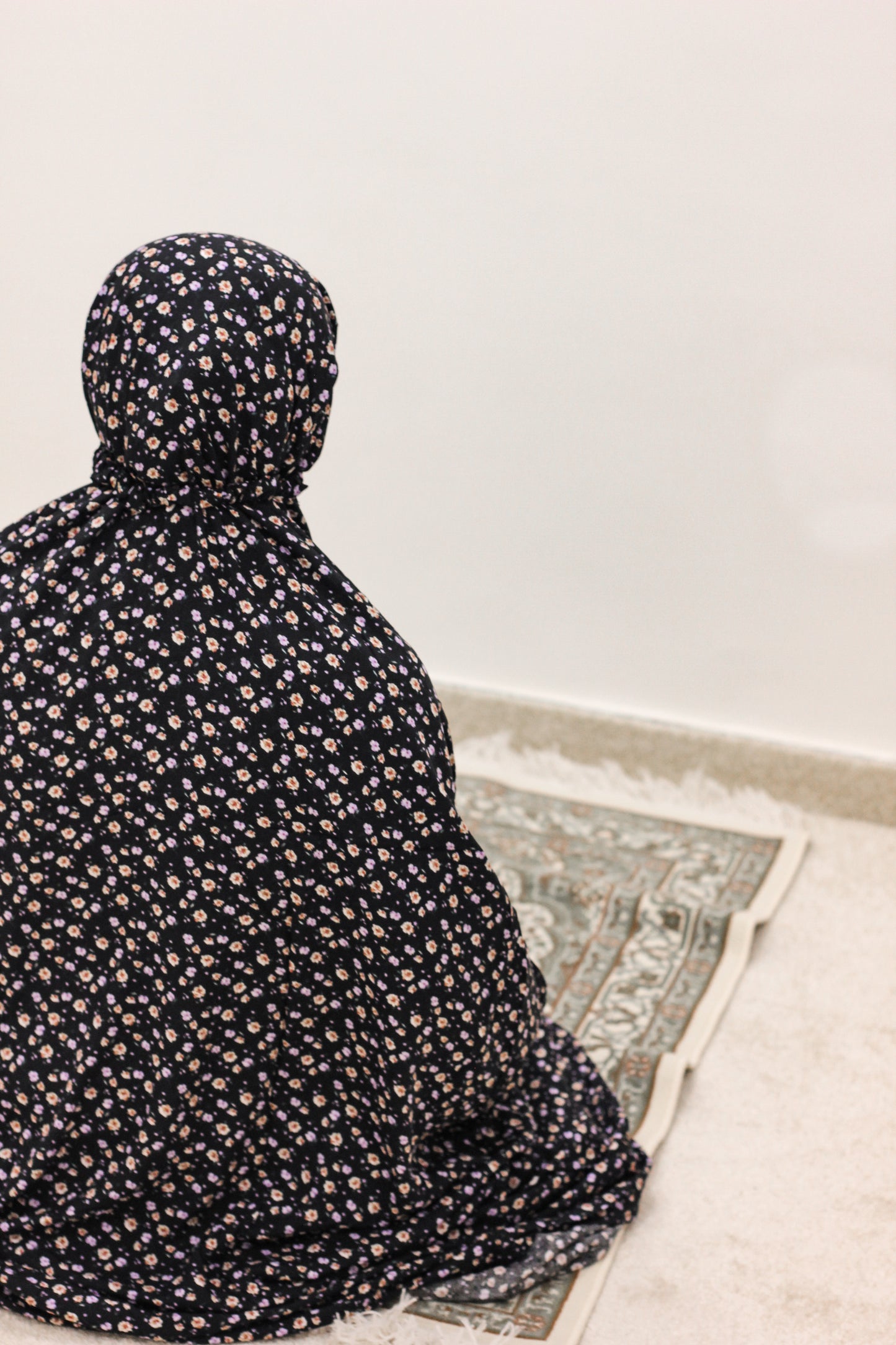 Namaz Chadar With Sleeves - Malala