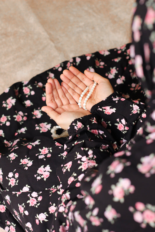 Namaz Chadar With Sleeves - Shehwar