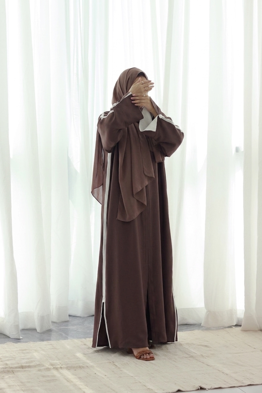 Amina Abaya