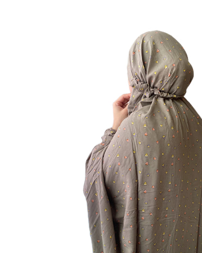 Long Namaz Chadar With Sleeves - Tasneem