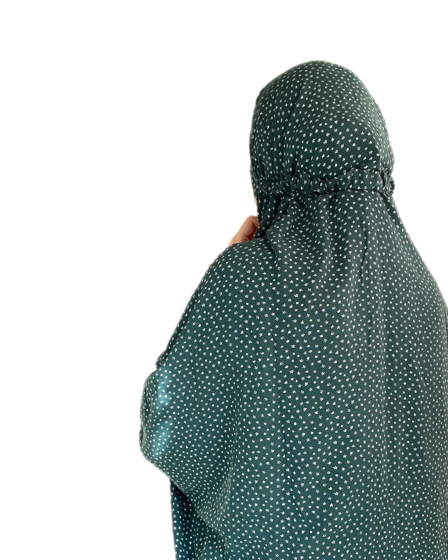 Namaz Chadar With Sleeves - Haniya