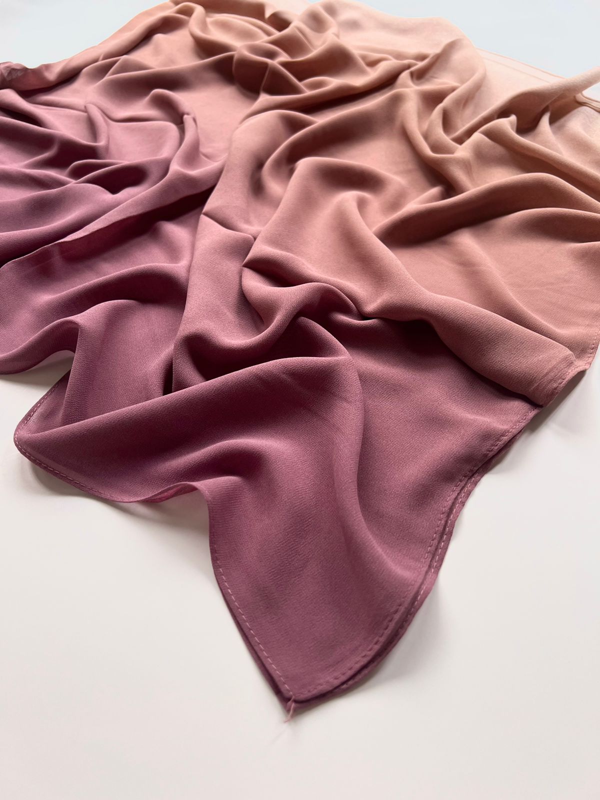 Ombre Georgette Hijab II - Desert Rose