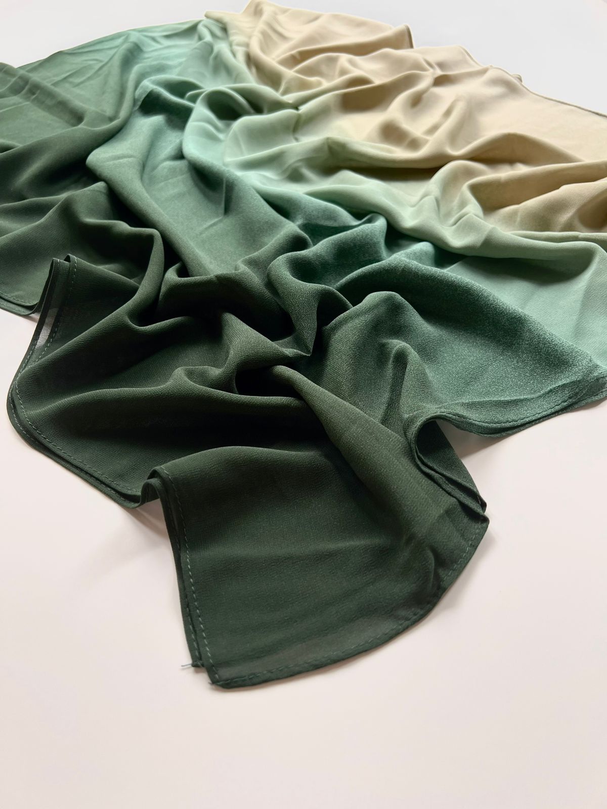 Ombre Georgette Hijab II - Emerald Ocean