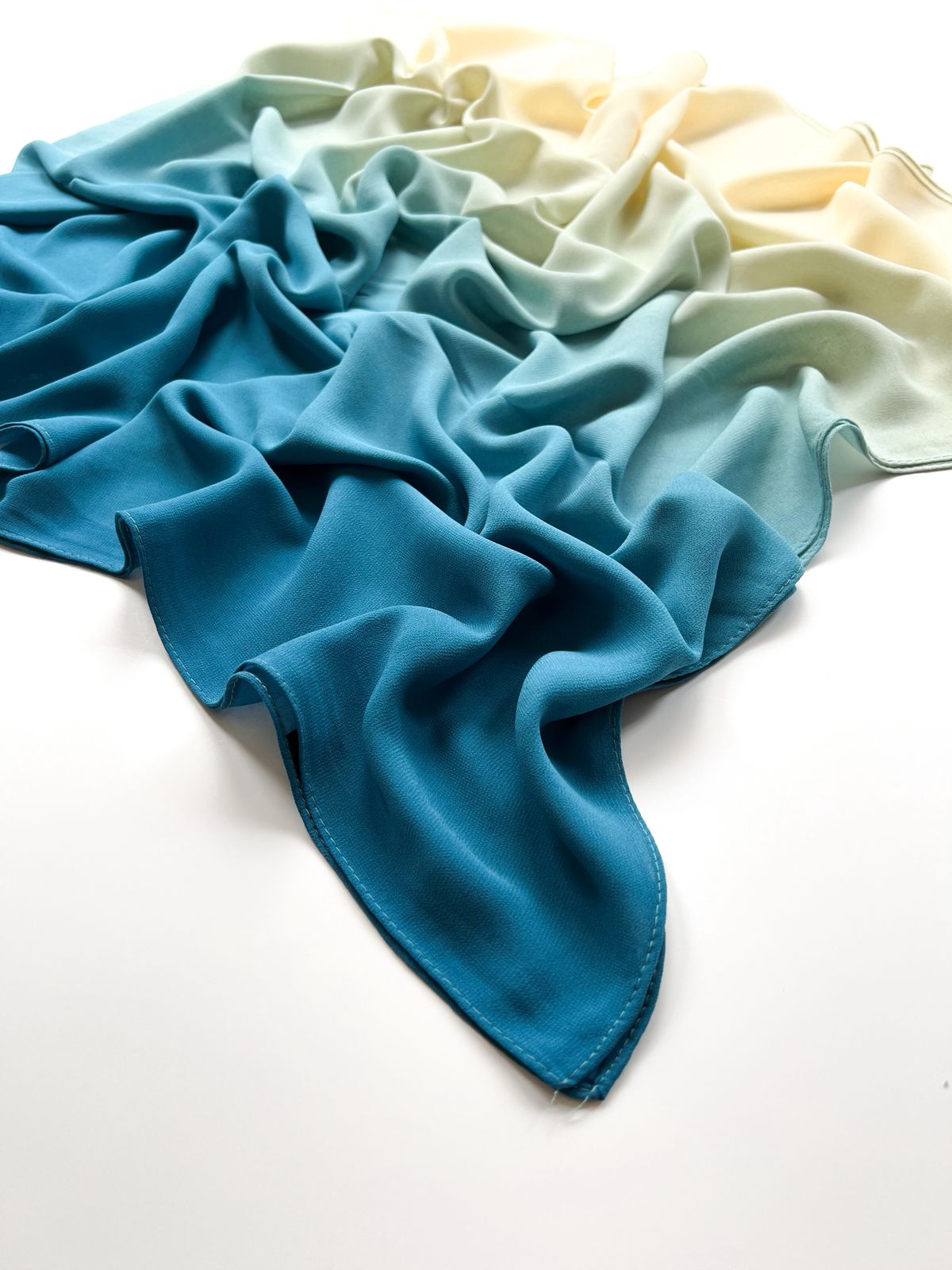 Ombre Georgette Hijab II -  Skyline
