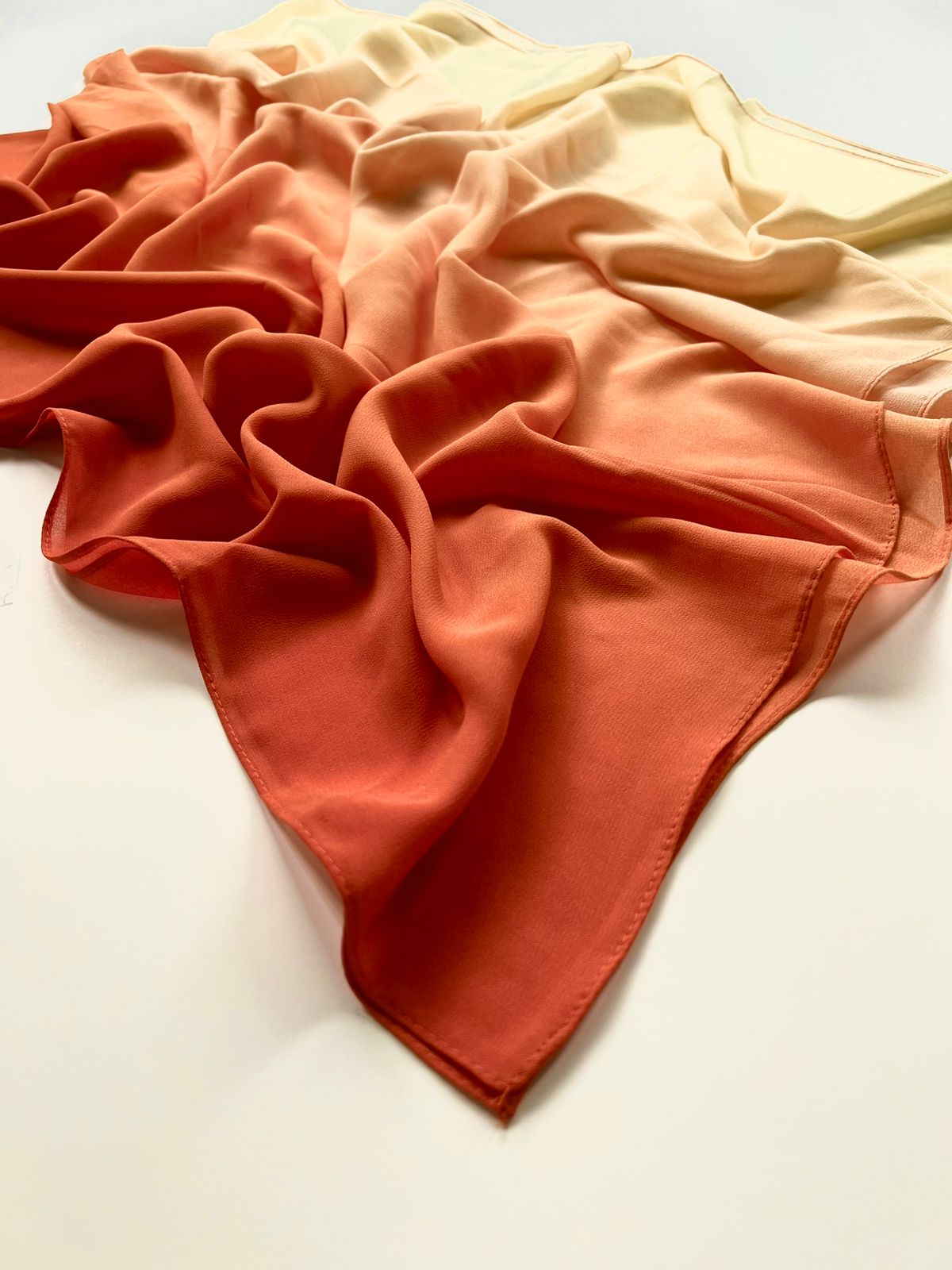 Ombre Georgette Hijab II - Lava