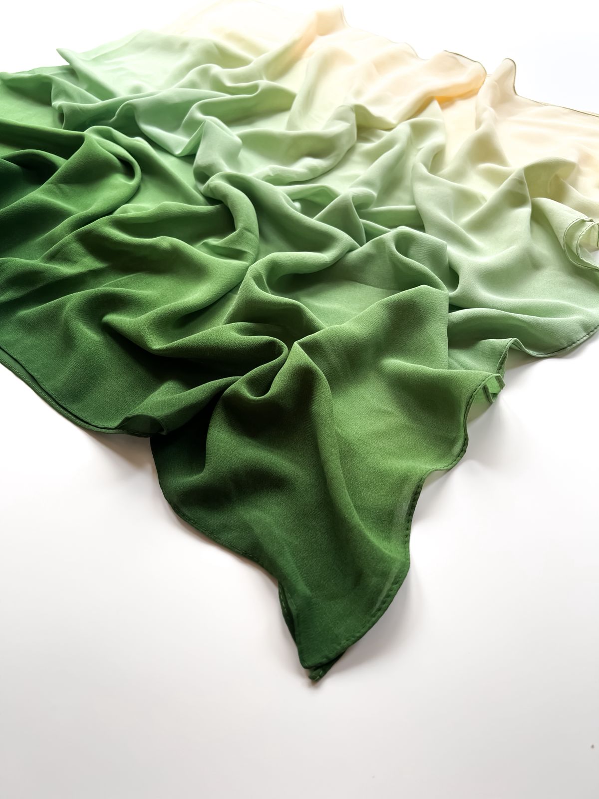 Ombre Georgette Hijab II -  Green Whisper