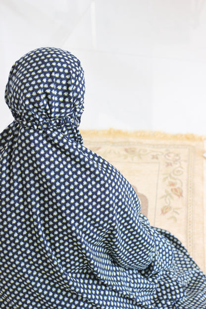 Namaz Chadar With Sleeves - Deeba