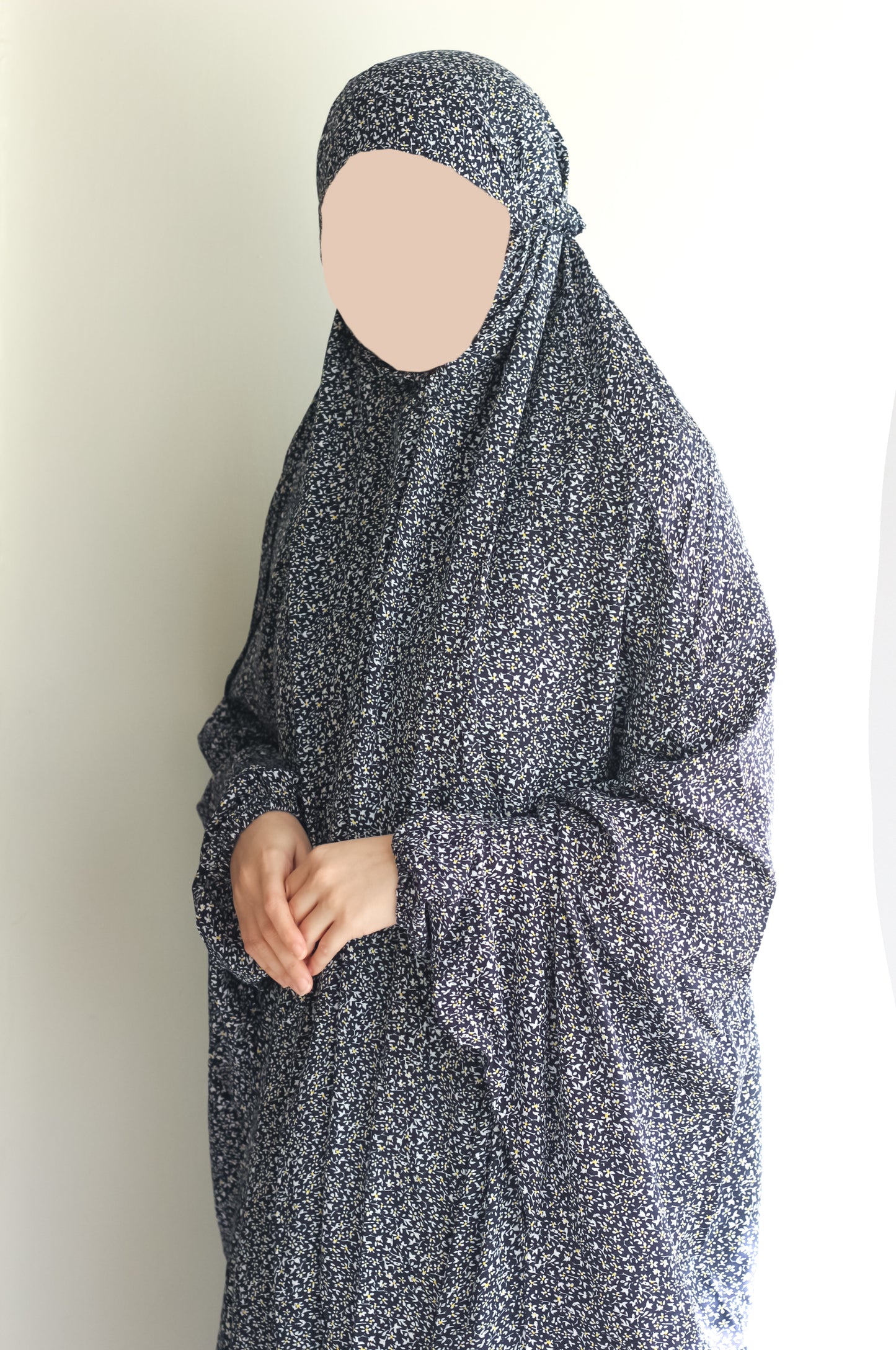 Namaz Chadar With Sleeves - Aaliyah