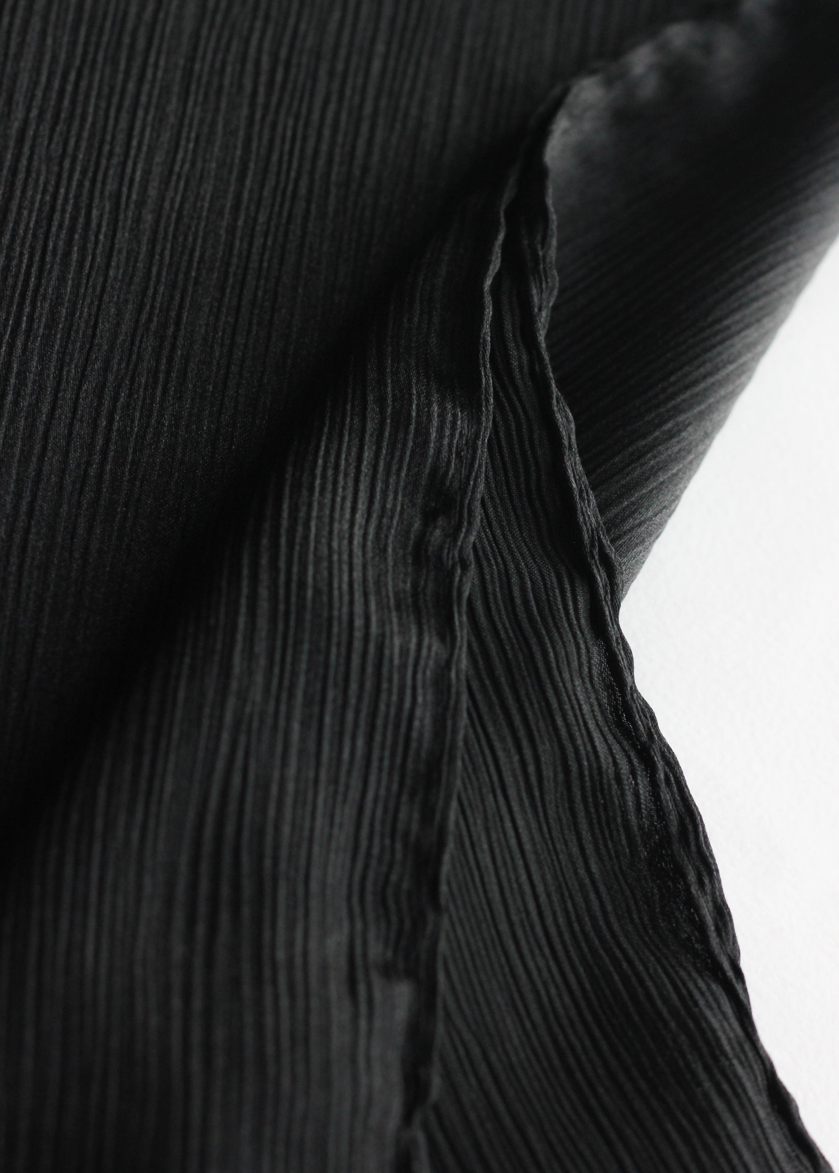 Sheen Luxe - Black – The Women Zone - A Hijab Brand