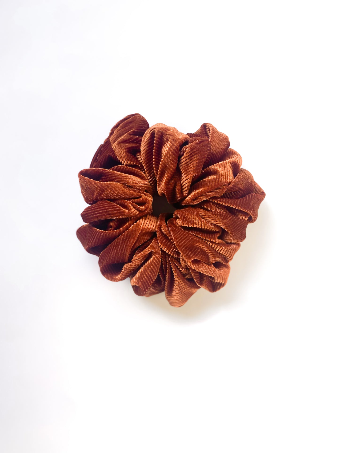 Ribbed Velvet Volumizing Scrunchie - Rust